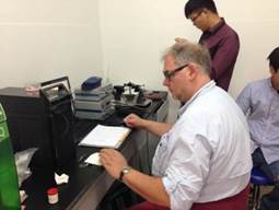 德国Syntech公司总经理Peter Ockenfels博士来访我公司 德国Syntech公司总经理Peter Ockenfels博士来访我公司